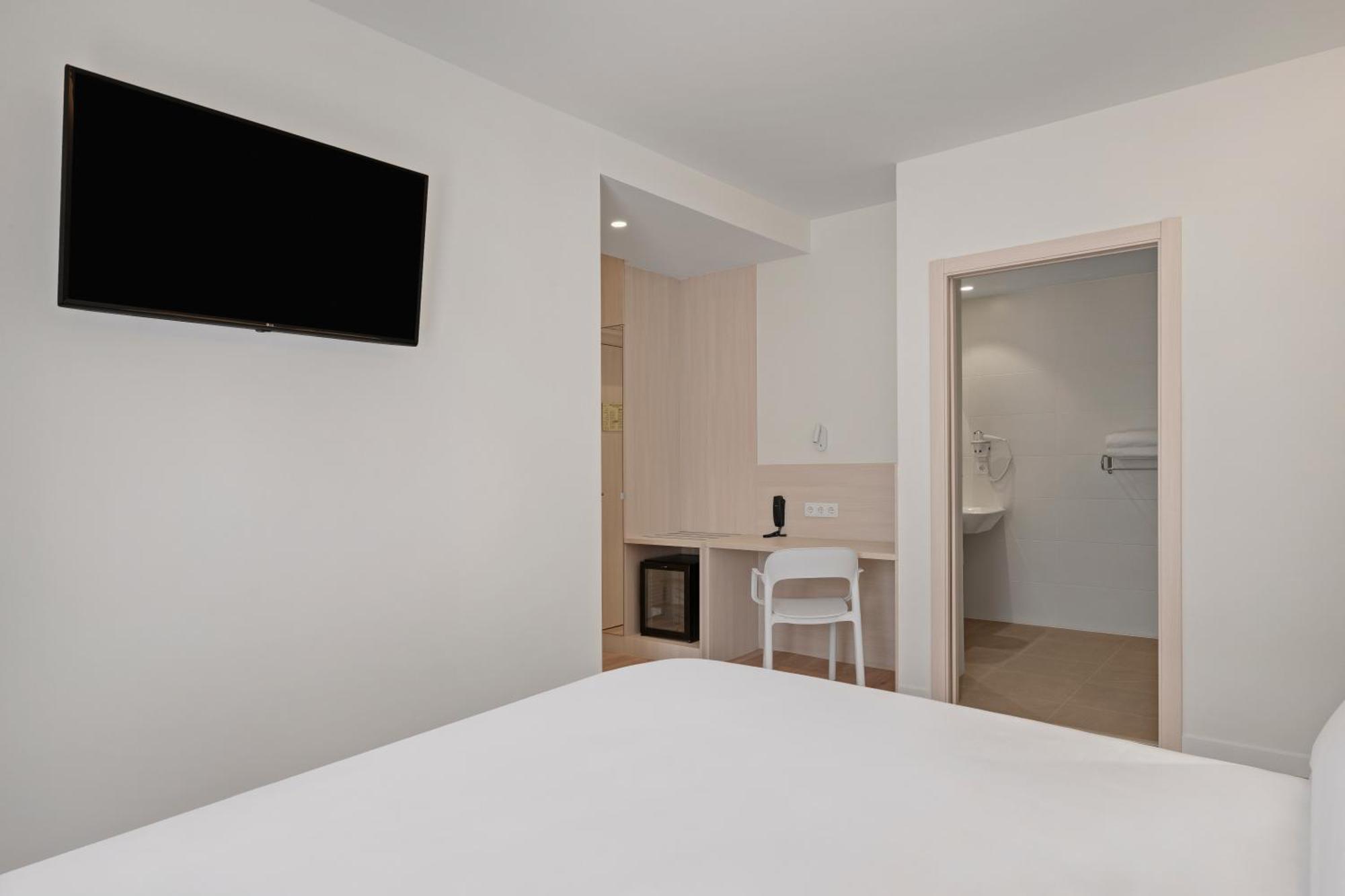B&B Hotel Santiago Milladoiro Kültér fotó