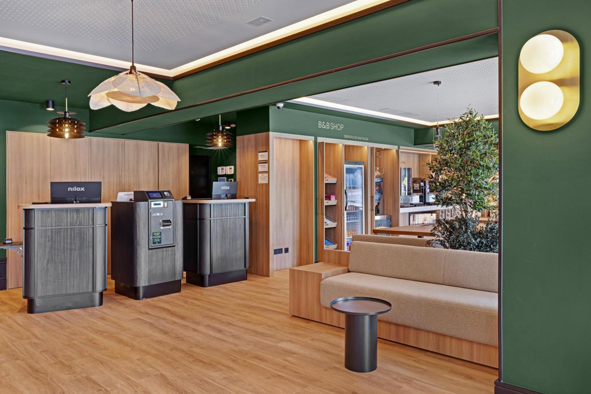 B&B Hotel Santiago Milladoiro Kültér fotó