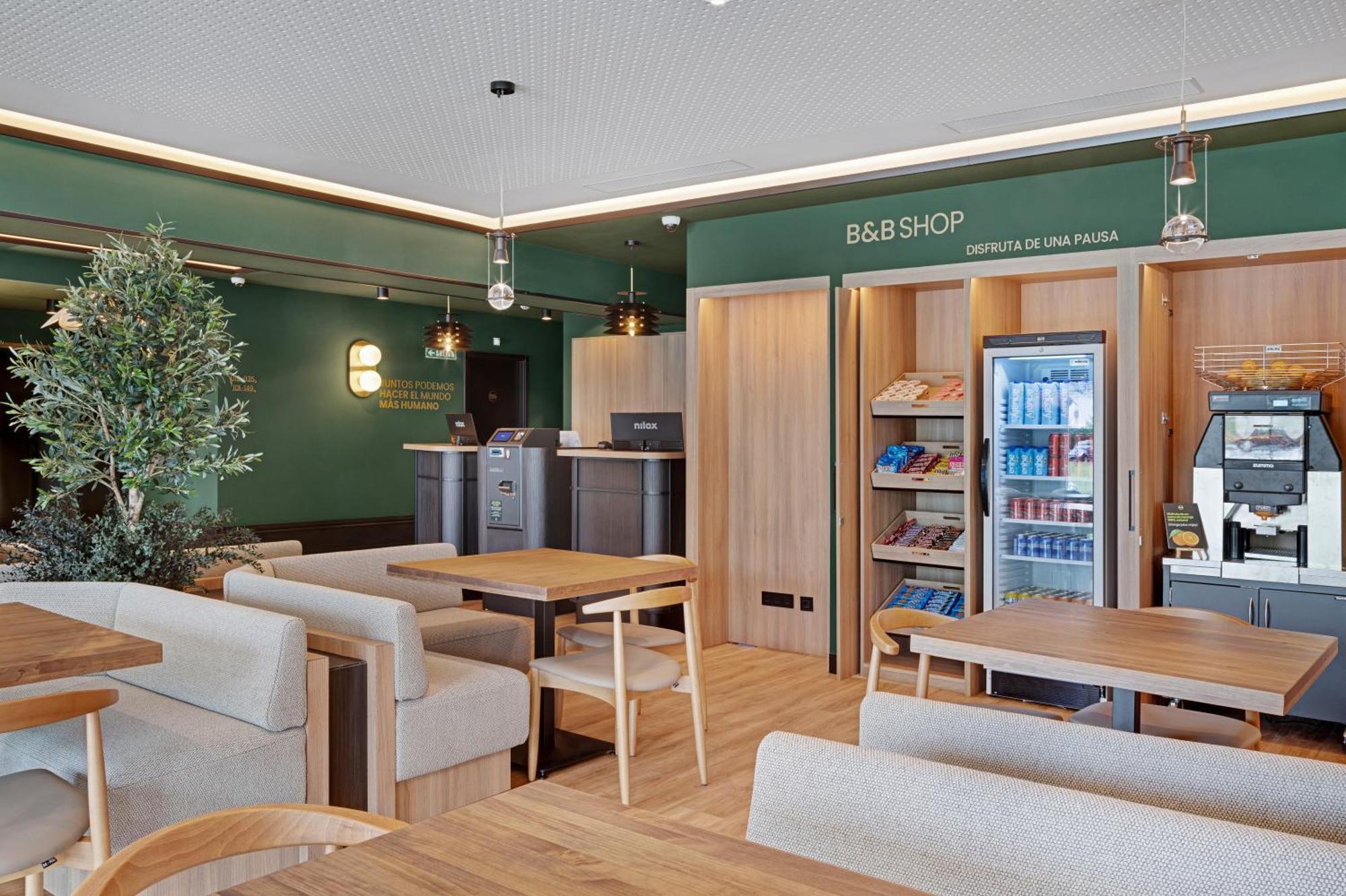 B&B Hotel Santiago Milladoiro Kültér fotó