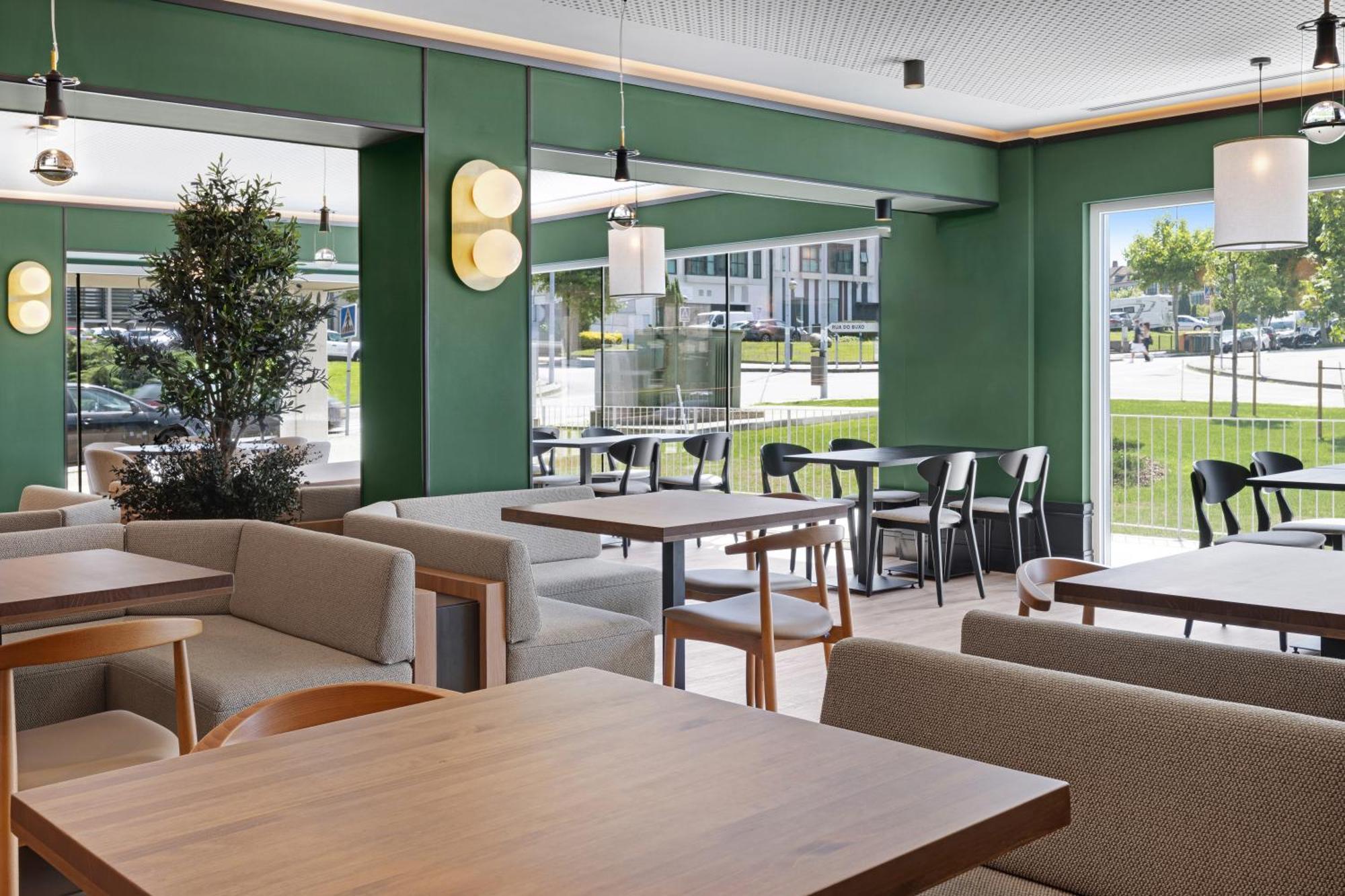 B&B Hotel Santiago Milladoiro Kültér fotó