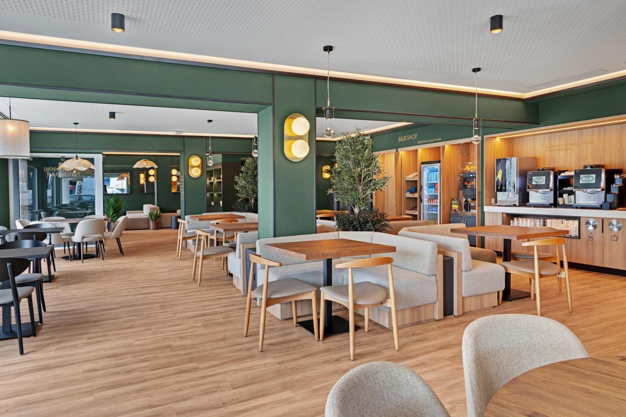 B&B Hotel Santiago Milladoiro Kültér fotó